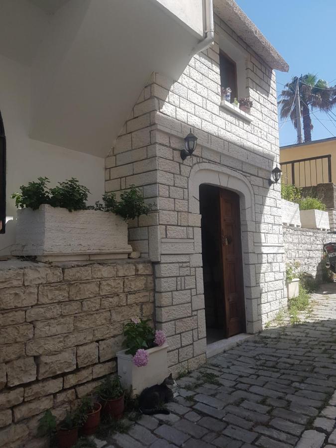 White Villa Берат Экстерьер фото